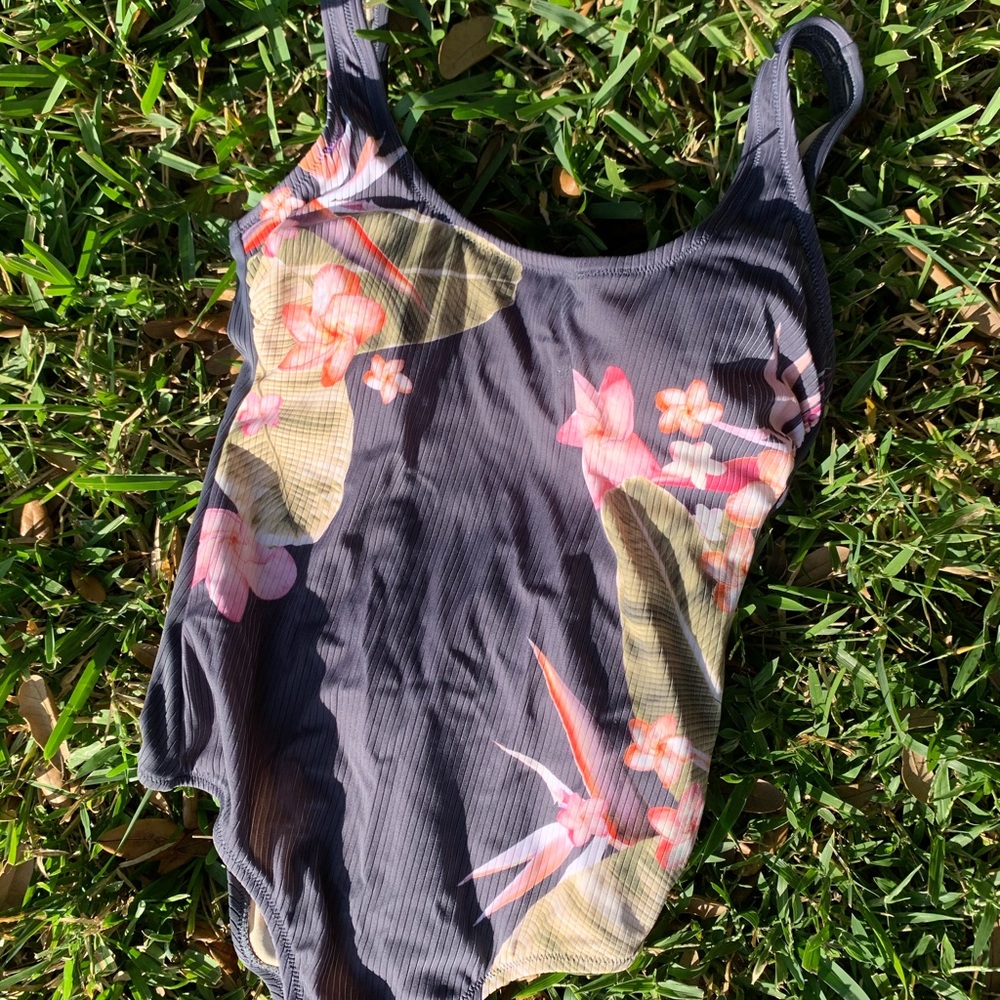 Cute floral bathing suit!